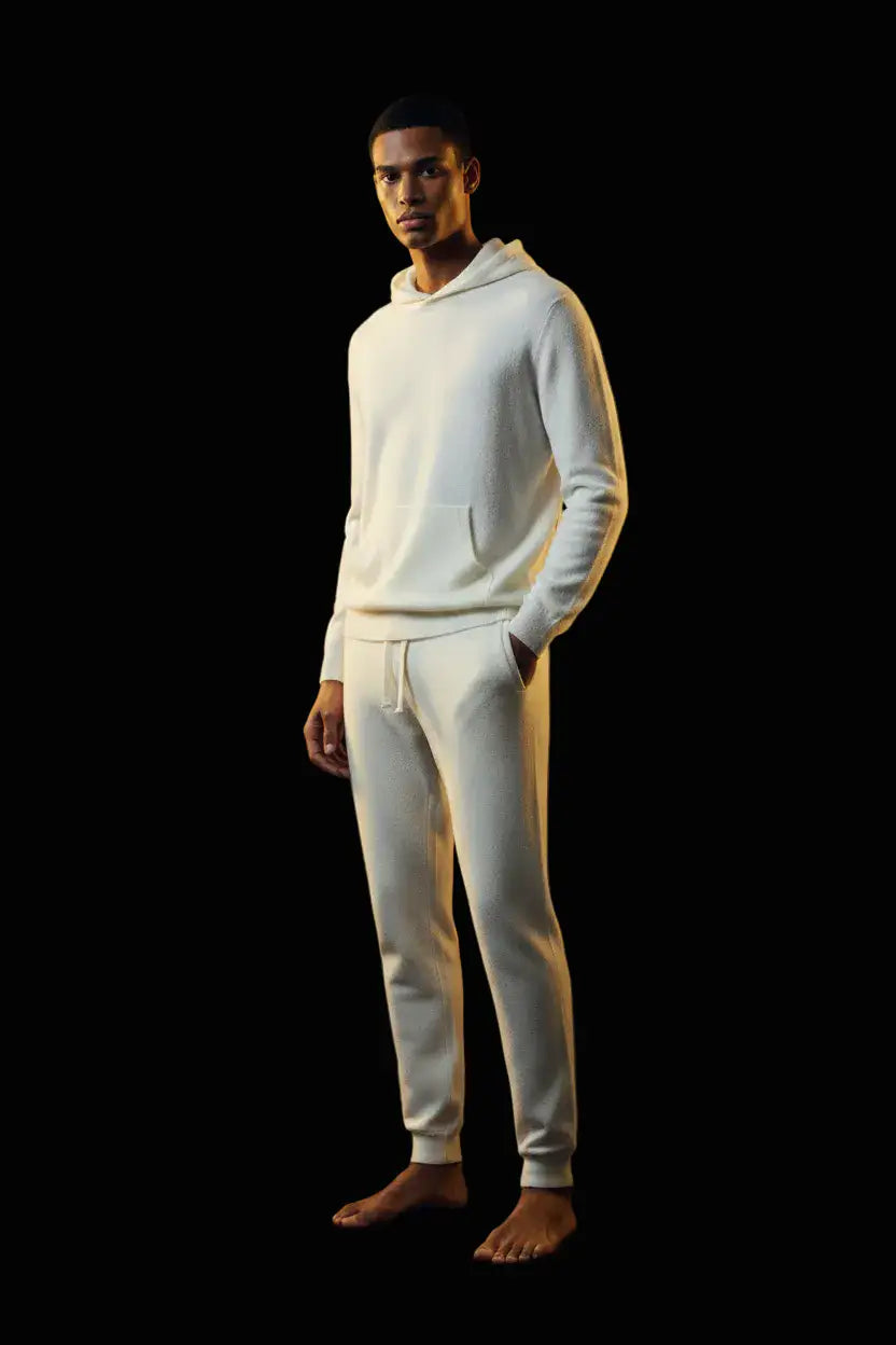 Cashmere Joggers White - Editorial Full Cashmere Look