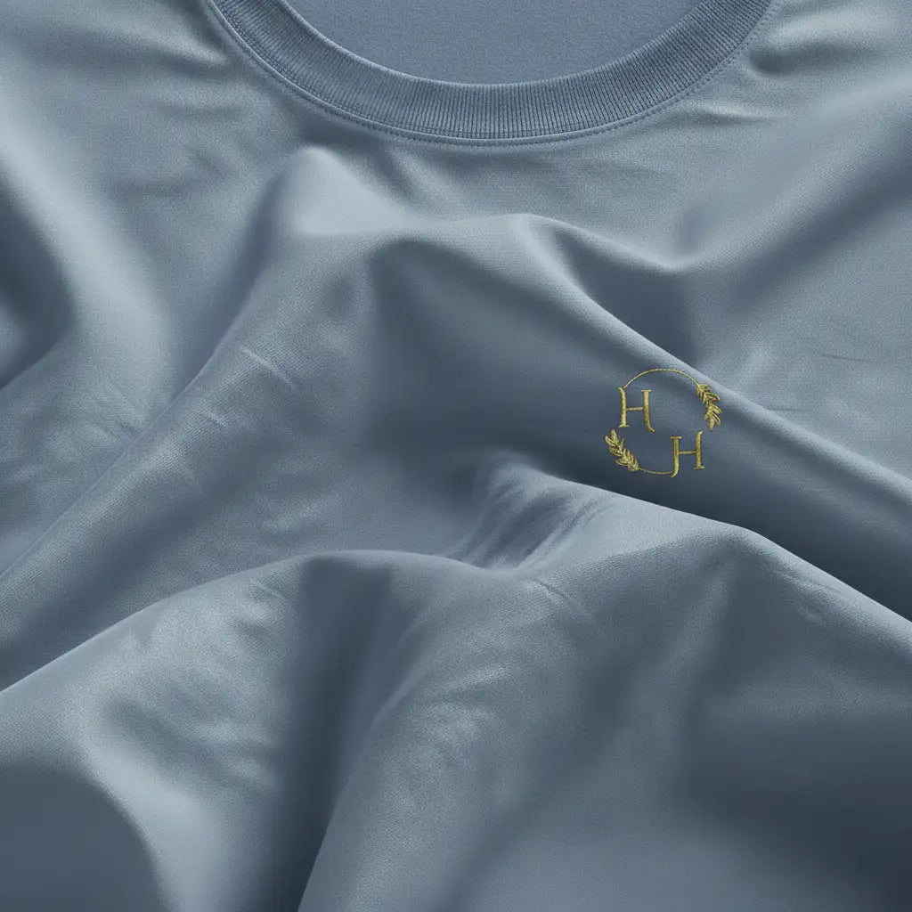 Cloudy Blue - Chest Close-Up